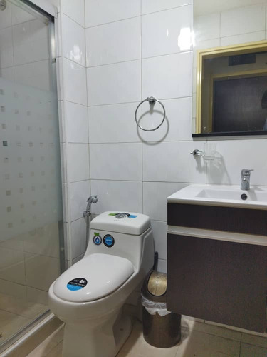 Imagen 9 de 15 de Hermoso Apartamento En Mañongo, Res. Valle Arriba Carlos Tona