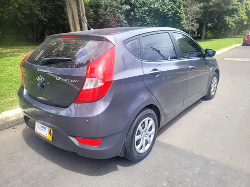 Hyundai Accent 1.6 Gl At 2012