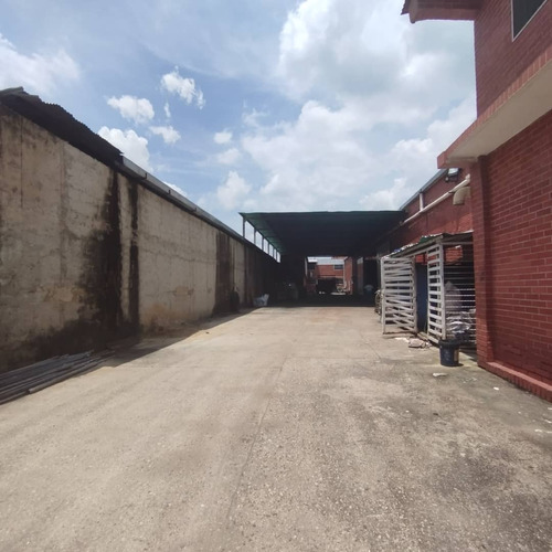 Ns Vende Complejo Industrial Sector La Providencia, Turmero