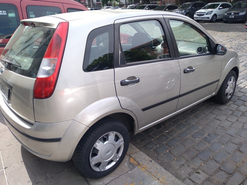 Ford Fiesta/06 1.6 Ambiente,m/buen Estado!,oport (mb)