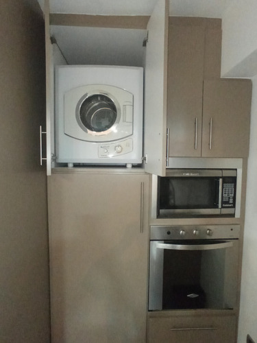 Imagen 7 de 29 de Apartamento En Guatire, La Mejor Zona, Remodelado, Concepto Abierto, Vista Panoramica, Cerca De Terminal De Pasajeros Y Centros Comerciales