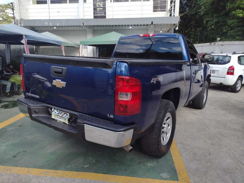 Imagen 4 de 8 de Chevrolet Silverado Ls Automática 4x4