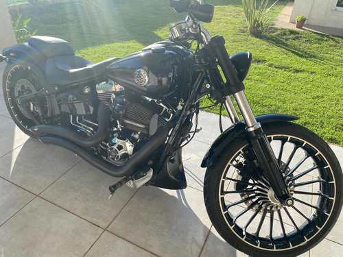 Harley Davidson Breakout