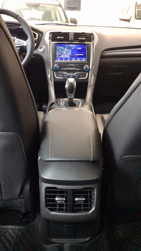 Ford Mondeo Titanium Hibrido 1