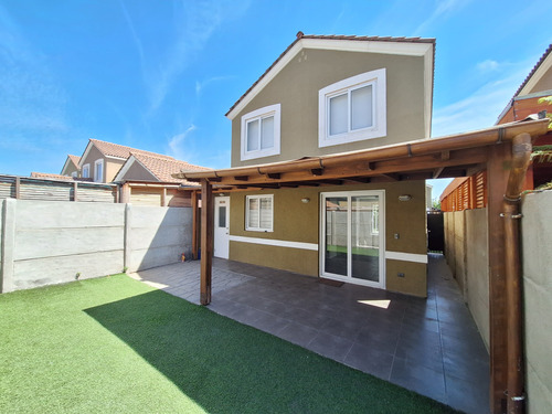 Arriendo Excelente Casa, Barrio Los Ciruelos De Buin