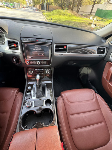 Volkswagen Touareg 3.0 V6 Tdi At