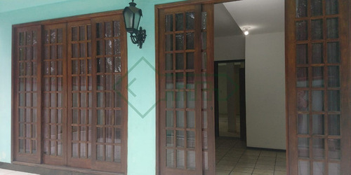 Sobrado Residencial/comercial No Floresta | 01 Suíte + 02 | 300 M² | Financia | Estuda Permuta - Sa01809 - 34788375