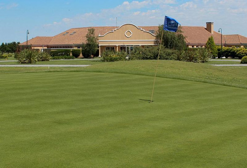 Lote En Fincas De San Vicente Golf, De 2600 M2.