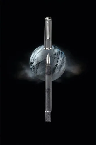 Pluma estilográfica Pelikan M205 Moonstone M con tinta Edelstein
