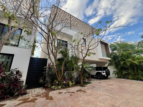 Casa En Venta En Mérida, Diade Temozón, 4 Habit