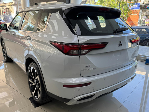 Mitsubishi Outlander 2.5 Gls At Full