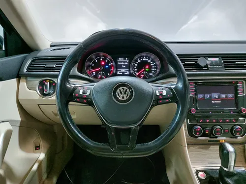 Volkswagen Passat 2.5 HIGHLINE AUTO