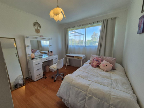 Casa En Venta De 6 Dorm. En Pelarco
