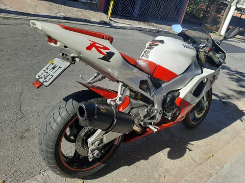 Imagem 6 de 15 de Yamaha Yzf R1