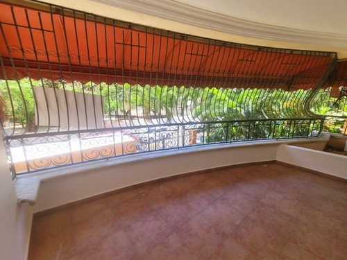 Imagen 3 de 10 de Vendo Apartamento En Naco Espacioso