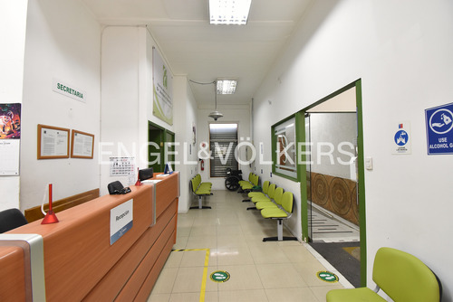 Centro Medico En Centro De Coquimbo