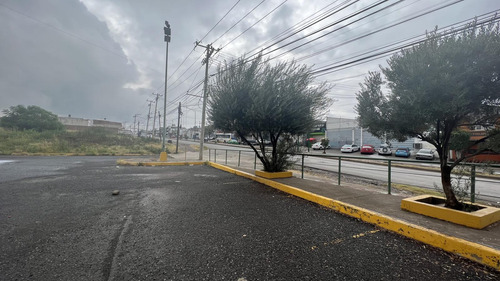 Bodega En Renta Blvd. Aristóteles, León, Gto. 1675 M2