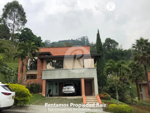 Casa Campestre En Venta En Loma Del Chocho. Cod V9352