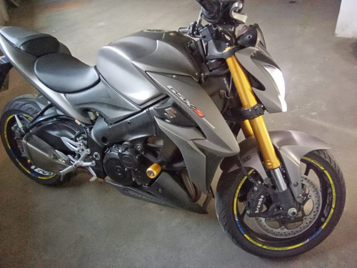 Imagem 1 de 7 de Suzuki Gsx-s 1000a - 2016/2017 - Sem Detalhes