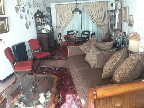Imagen 2 de 20 de Casa En Venta De 4 Dorm. En La Reina