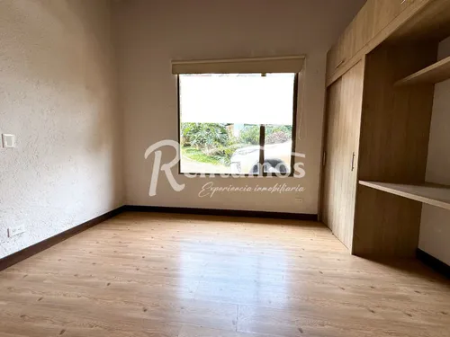 Casa En Arriendo En Loma De Las Brujas. Cod A775810
