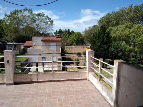 Imagen 2 de 11 de Vendo Departamento Al Frente 3 Ambientes Con Lugar Para Auto
