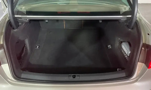 Audi A4 Select 2.0 lt Turbo