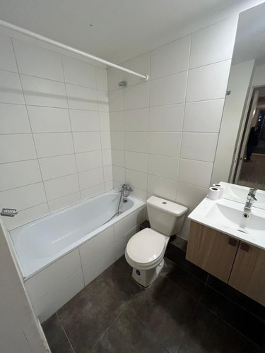 Acogedor Dpto 2 Dorm/2 Baños/bodega. Bajos Gastos Comunes