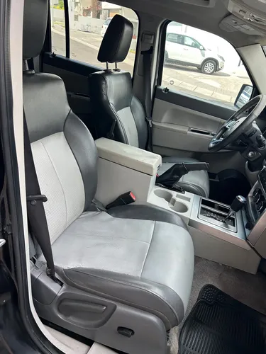Jeep Liberty Limited Base Piel 4x2 At