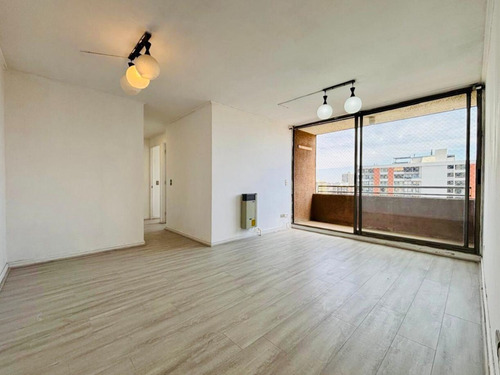 Se Vende Acogedor Depto. 3 Dormitorios+2baños. Av Perú