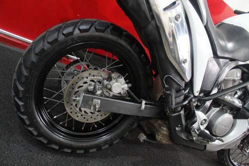 Imagem 8 de 11 de Honda Xl 700 V Transalp Abs 2014 Branca Branco