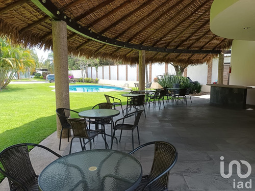 Venta Casa 3 Ambientes Narciso Mendoza Terreno Dos