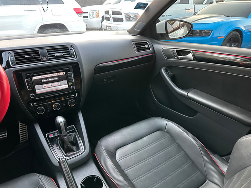 Volkswagen Jetta 2.0 Gli At