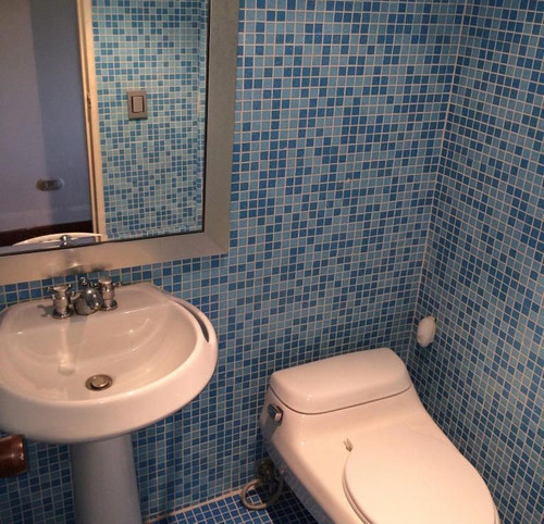 Imagen 4 de 16 de Elisa Erebrie Vende Townhouse En La Trinidad Mls #22-2540