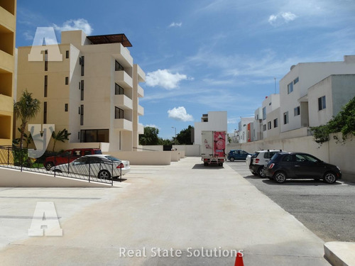 Departamento En Venta De 2 Recámaras, Arbolada By Cumbres, Avenida Huayacán, Cancún. Negociable