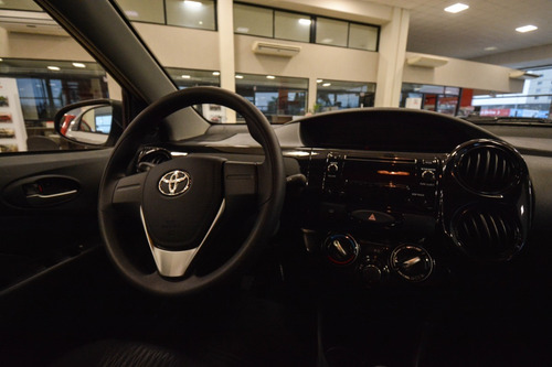 Toyota Etios 1.5 Sedan X 2021 0 Km