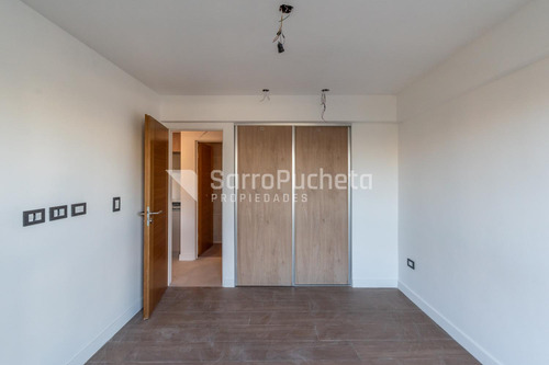 Carlos Pellegrini 975, Moron