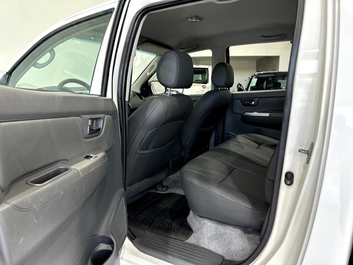 Toyota Hilux 3.0 SRV TOP 4X4 CD 16V TURBO INTERCOOLER DIESEL 4P AUTOMÁTICO