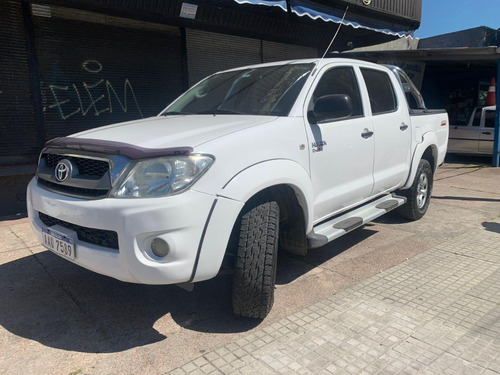 Toyota Hilux 2.5 Dx Cab Doble 4x2 (2009)