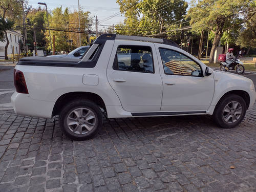 Renault Oroch Intens 2.0L Mt 4X2