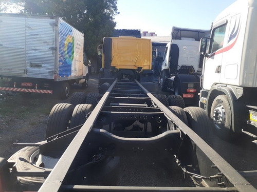 Vw Costellation 24-280 6x2 2013