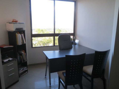 Imagen 10 de 13 de Se Vende Apto 105m2 3h/3b/2p Los Naranjos Con.5670