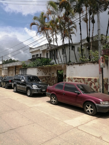 Imagen 1 de 10 de Vendo Casa En Barrio Cuatro Caminos San Pedro Carcha, Alta Verapaz 