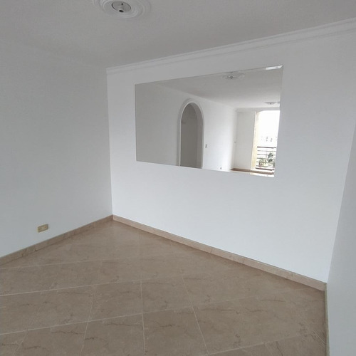 Apartamento En Venta En Medellin Santa Mónica 2