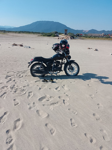 Rc200 Con Parabrisas Y Slider