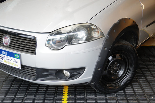 Fiat Strada 1.4 MPI TREKKING CS 8V FLEX 2P MANUAL