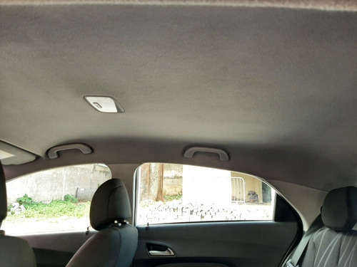 Imagem 12 de 13 de Hyundai Hb20 1.0 2014 Comfort 5p Manual Com Gnv 5 Geracao