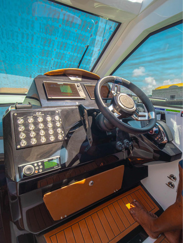 Lancha Nx 370 Ht / Ñ Focker Nhd Ventura Real