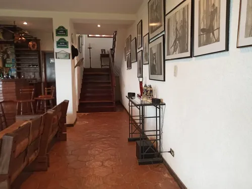 Casa En La Lagunita (fm)