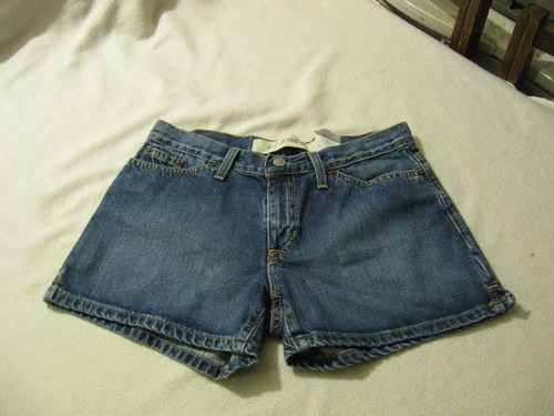 Short;  Corto De Mujer Gap Jeans  Talla W4 Impecable